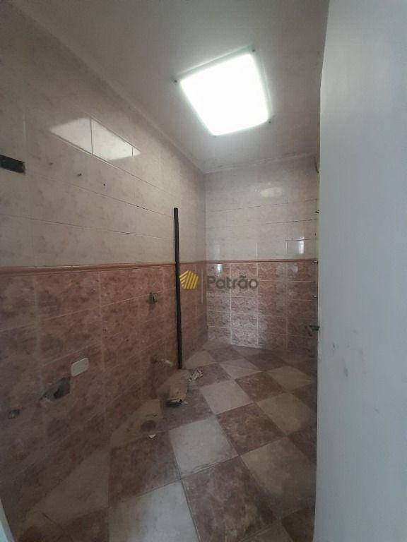 Sobrado para alugar com 3 quartos, 180m² - Foto 27