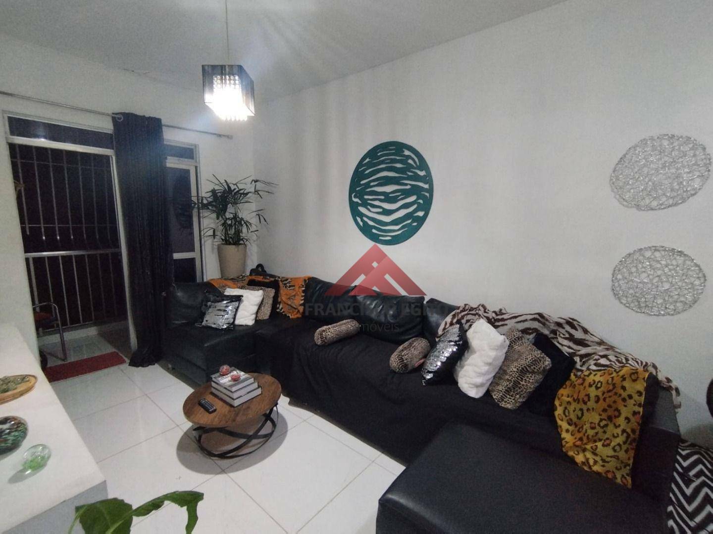 Apartamento à venda com 3 quartos, 75m² - Foto 5