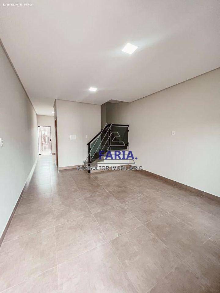 Apartamento à venda com 2 quartos, 85m² - Foto 3