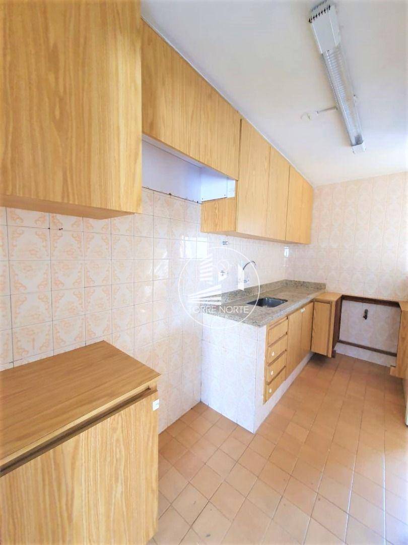 Apartamento à venda com 2 quartos, 56m² - Foto 11