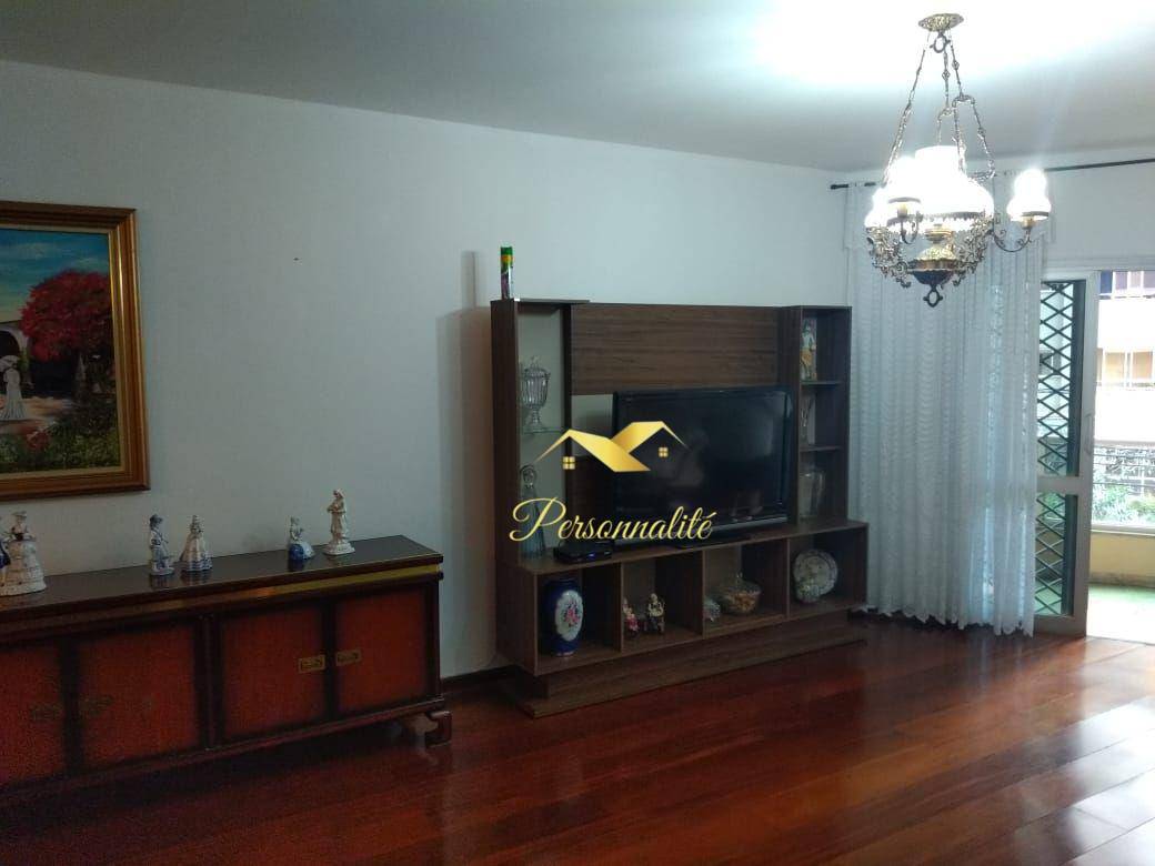 Apartamento à venda com 3 quartos, 170m² - Foto 7