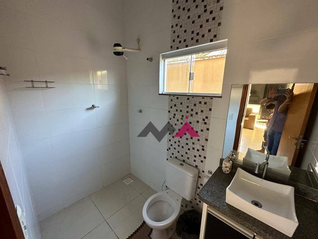 Casa à venda com 3 quartos, 96m² - Foto 4