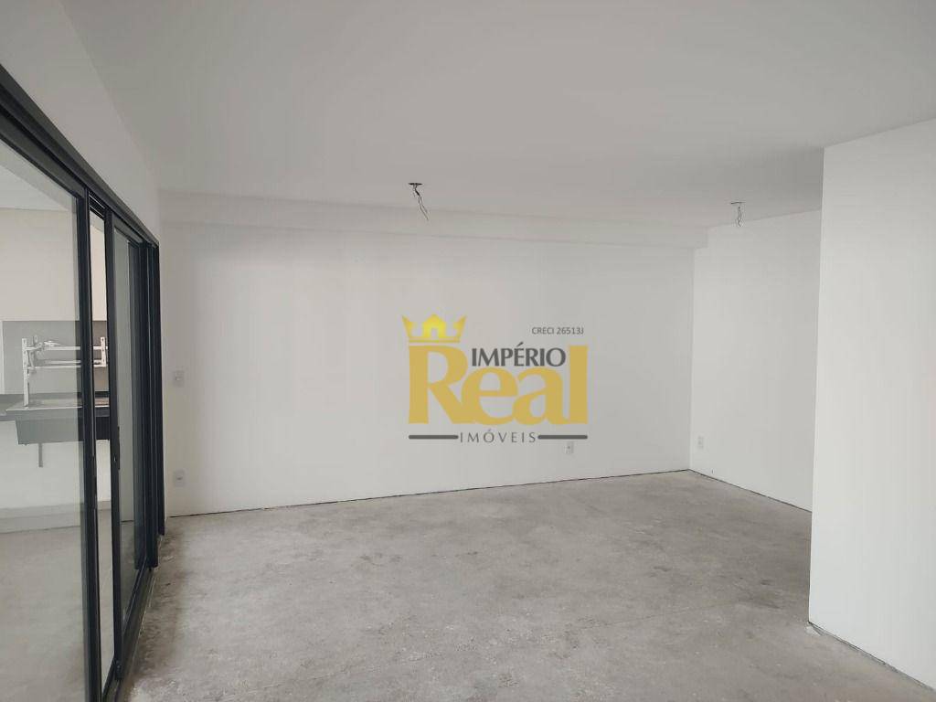 Apartamento à venda com 3 quartos, 151m² - Foto 5