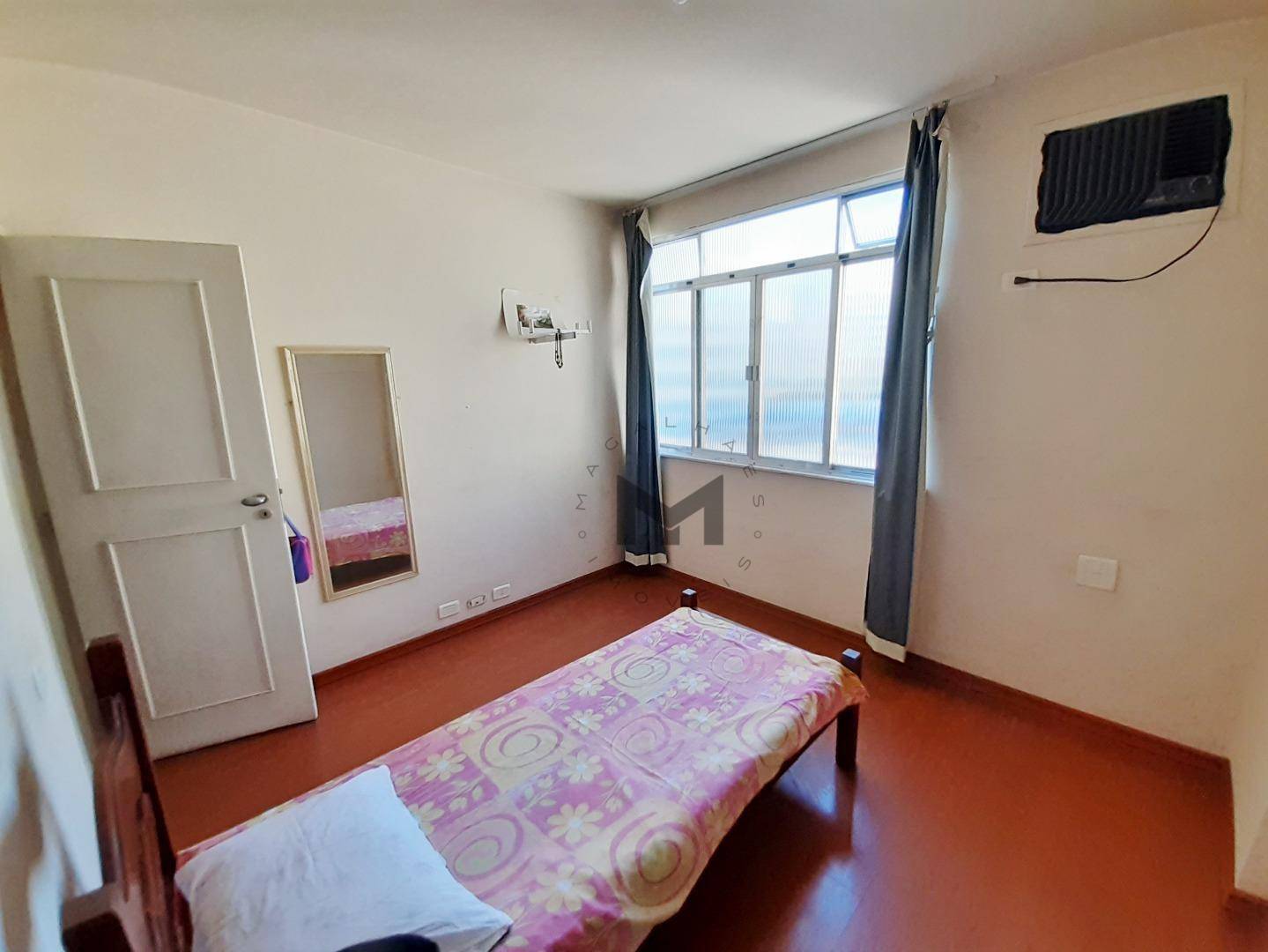 Apartamento à venda com 2 quartos, 55m² - Foto 11