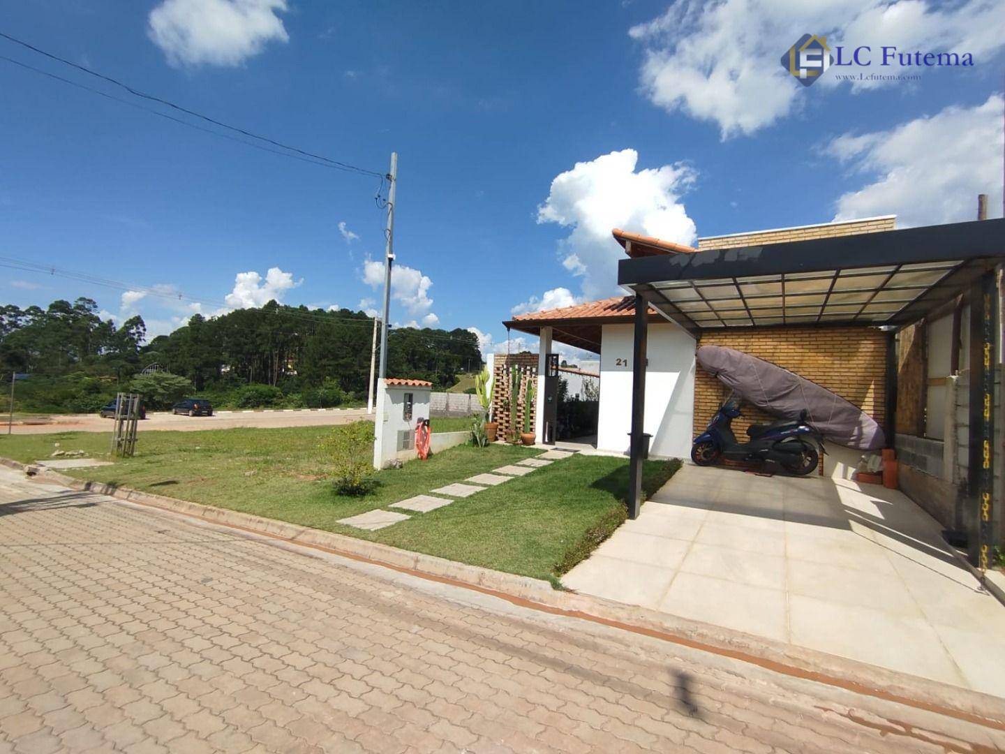 Casa de Condomínio à venda com 2 quartos, 112m² - Foto 1