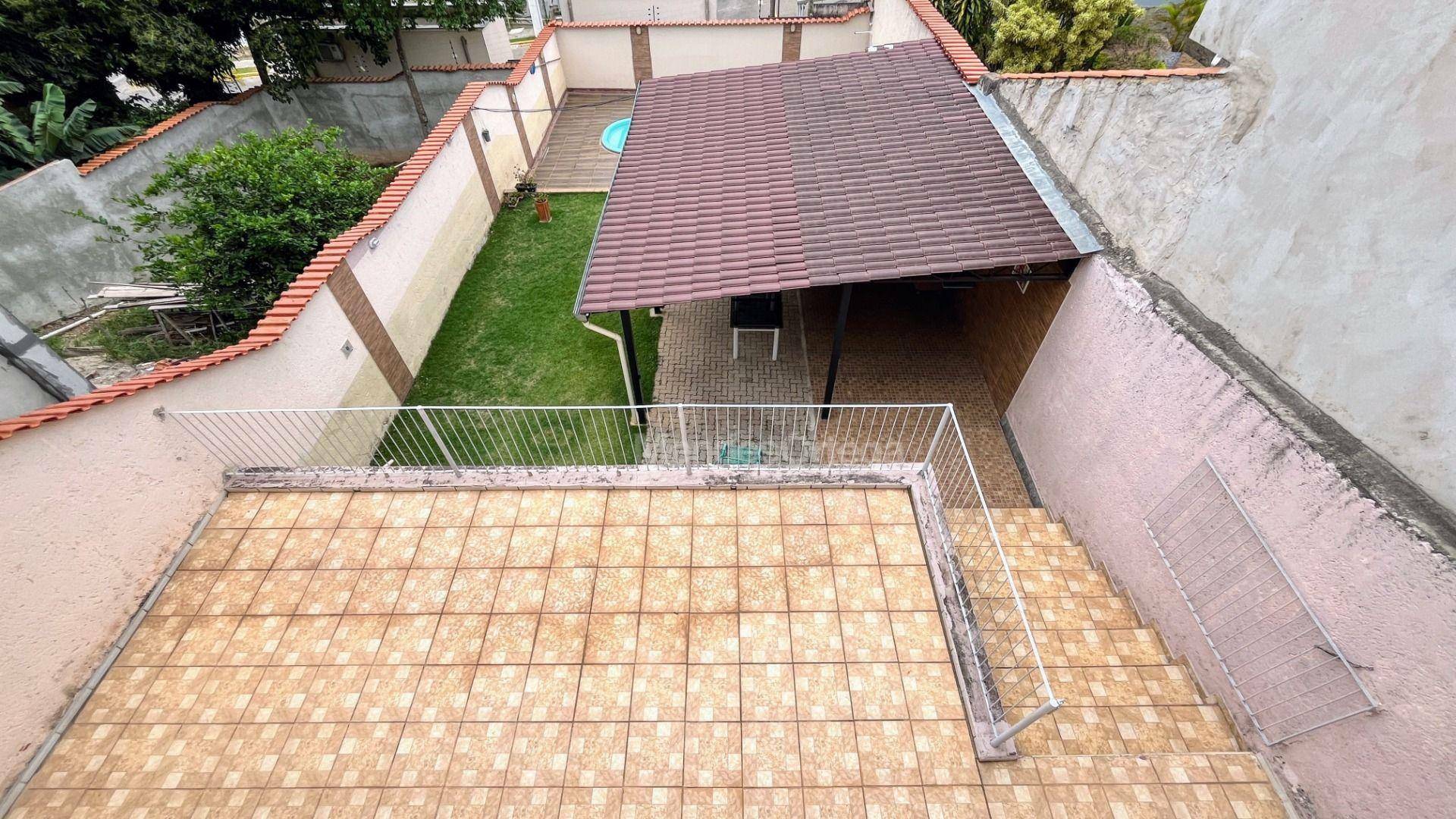 Casa à venda com 3 quartos, 180m² - Foto 17