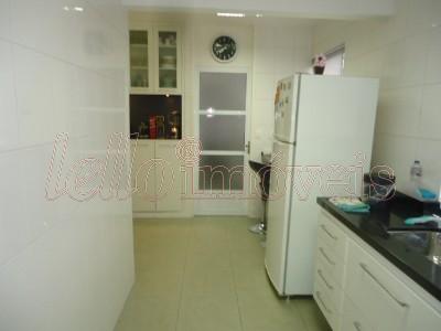 Apartamento para alugar com 3 quartos, 130m² - Foto 19