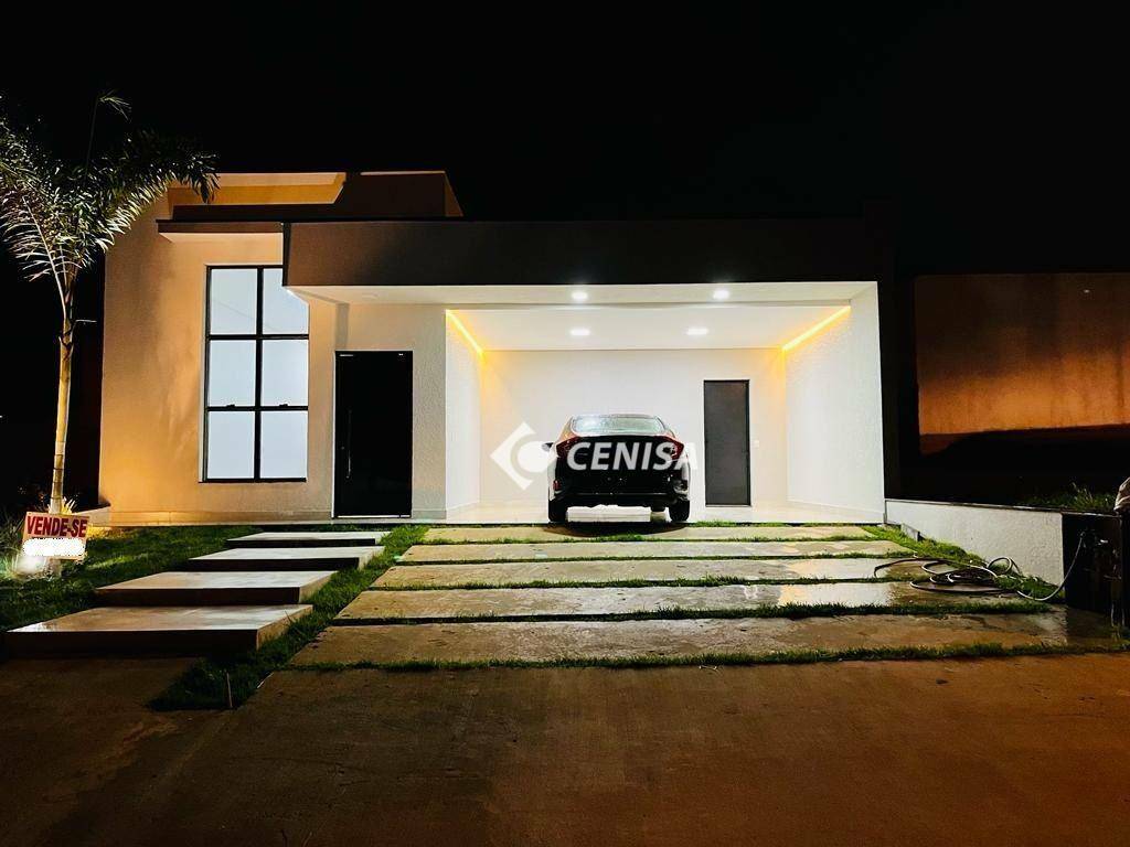 Casa de Condomínio à venda com 3 quartos, 200m² - Foto 2