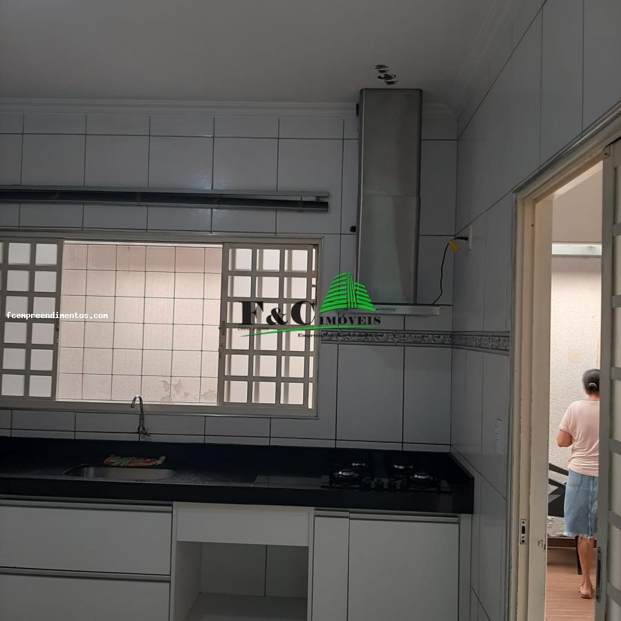 Casa à venda com 3 quartos, 250m² - Foto 13