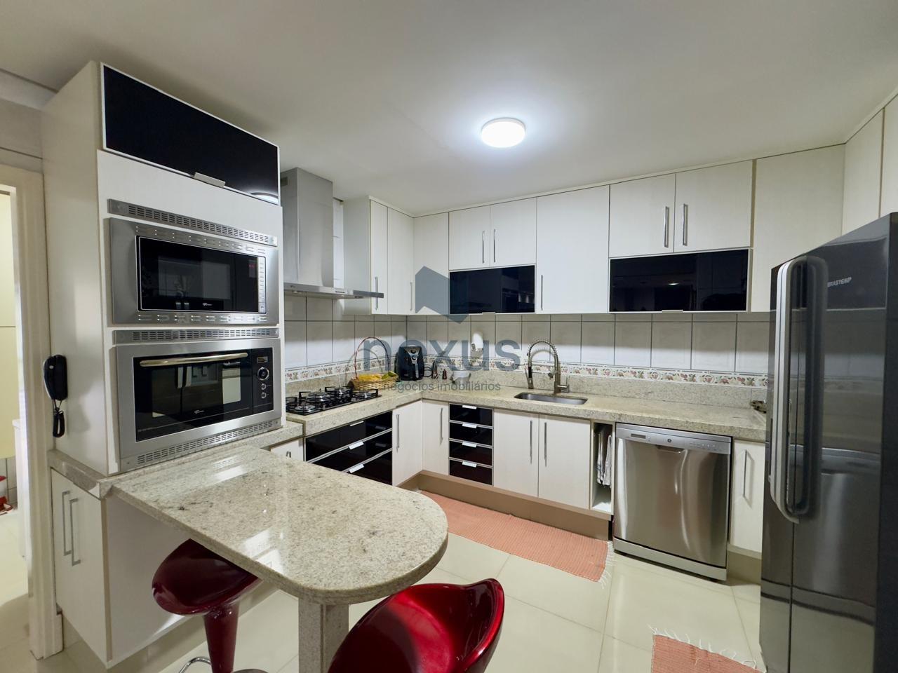 Casa à venda com 3 quartos, 400m² - Foto 35