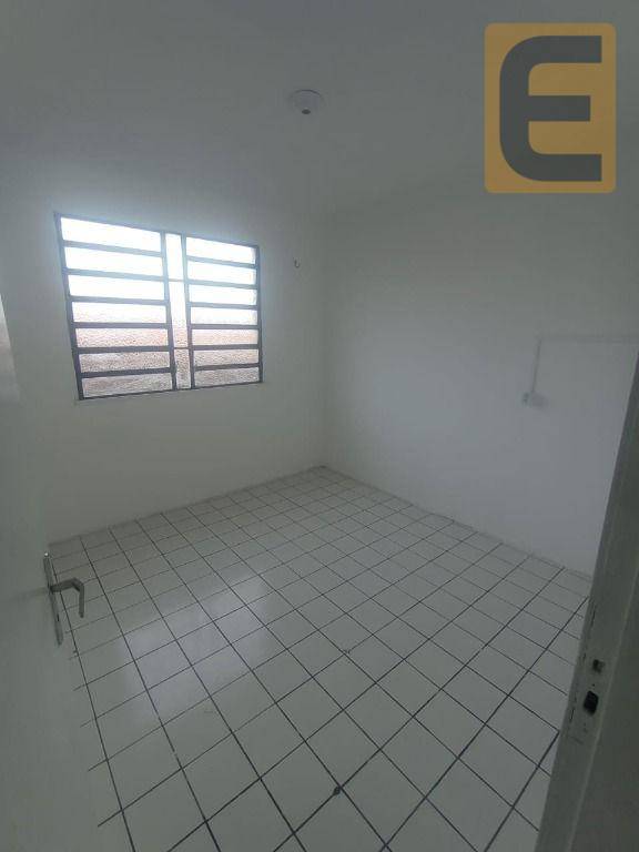 Apartamento para alugar com 2 quartos, 55m² - Foto 7
