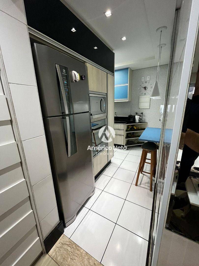 Apartamento à venda com 3 quartos, 83m² - Foto 31