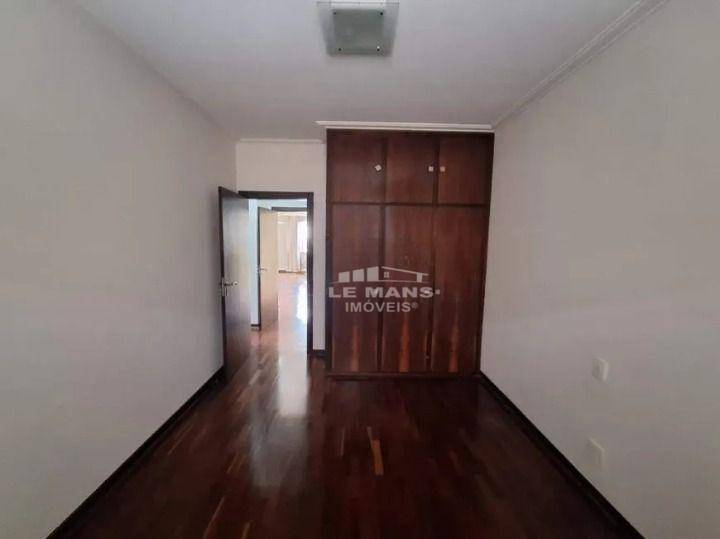 Casa à venda e aluguel com 3 quartos, 175m² - Foto 20