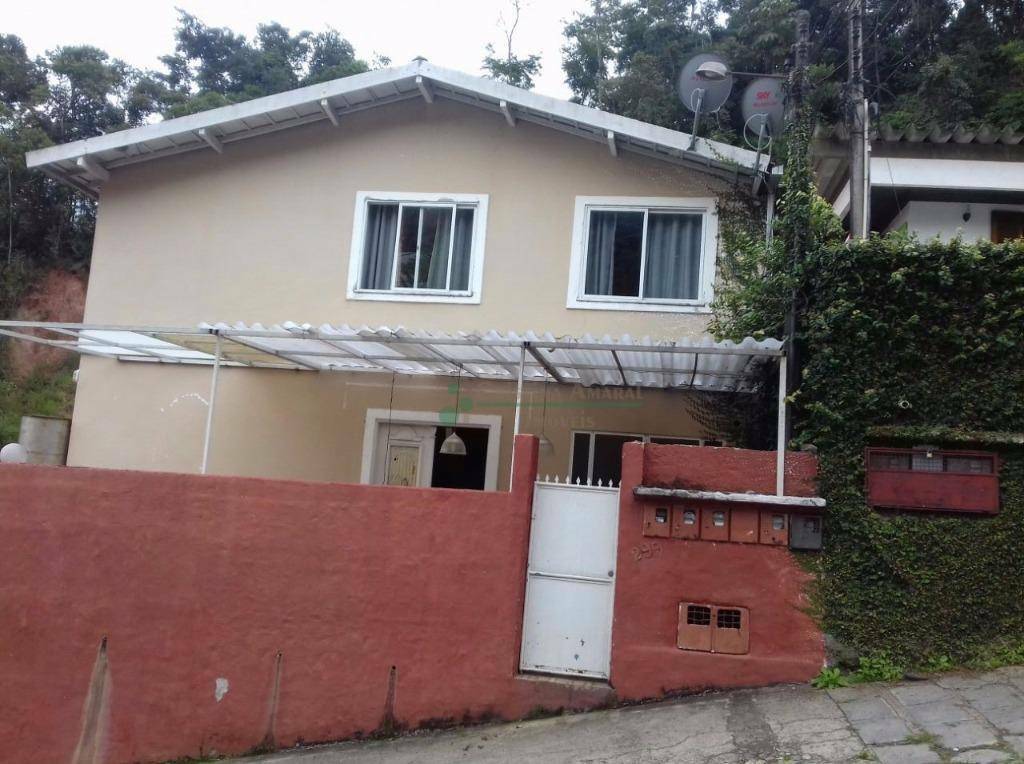 Casa de Condomínio à venda com 4 quartos, 150m² - Foto 1