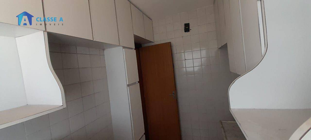 Apartamento à venda com 2 quartos, 55m² - Foto 4