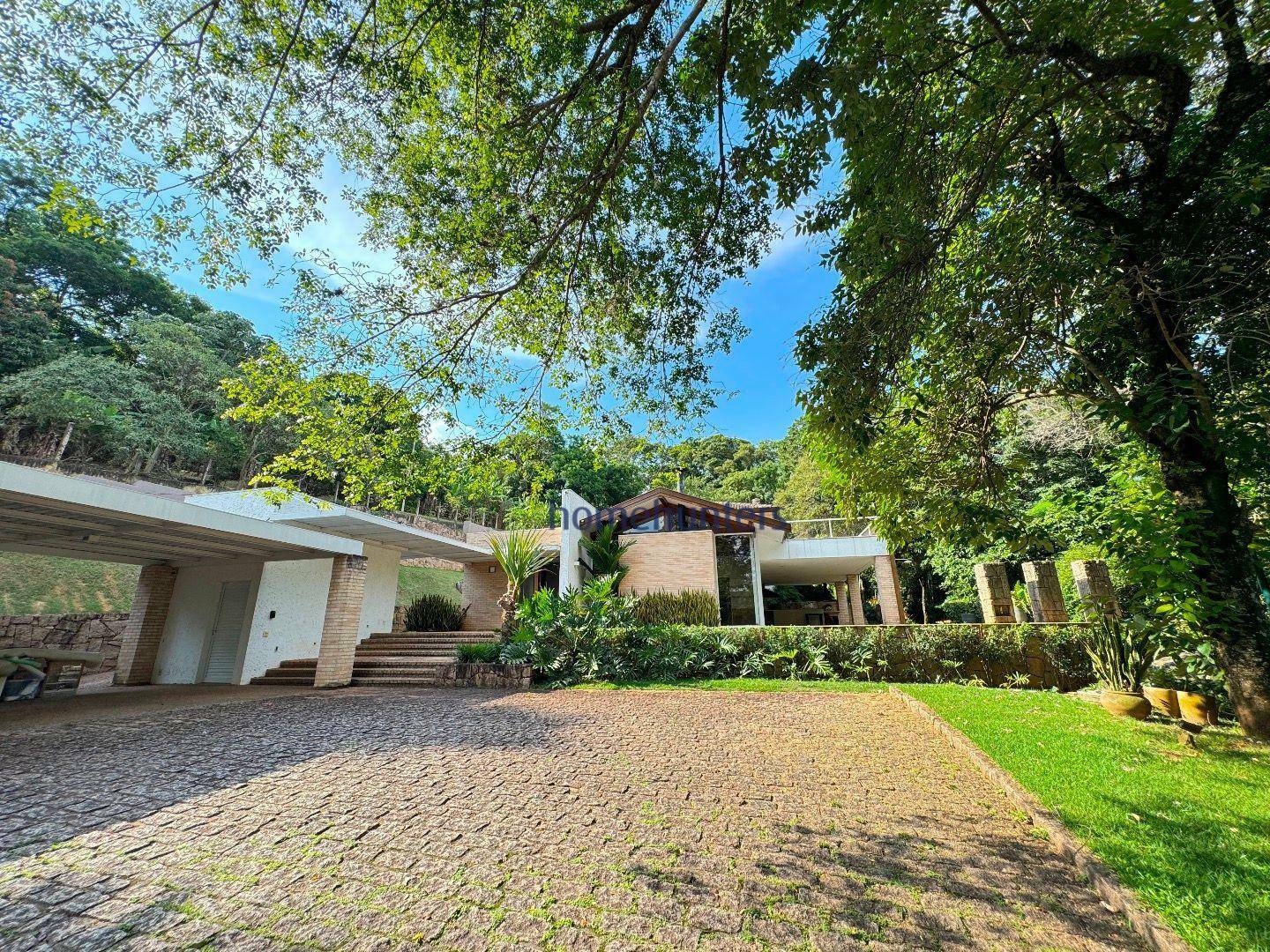 Casa para alugar com 4 quartos, 475m² - Foto 85