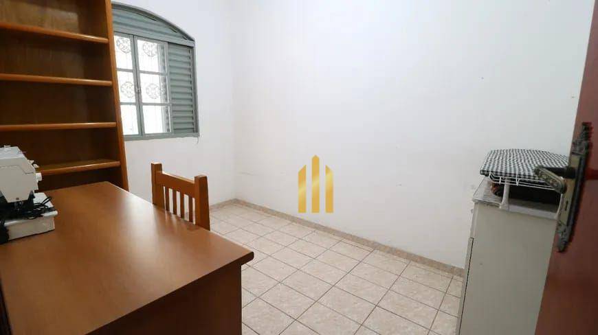 Sobrado à venda com 4 quartos, 294m² - Foto 5