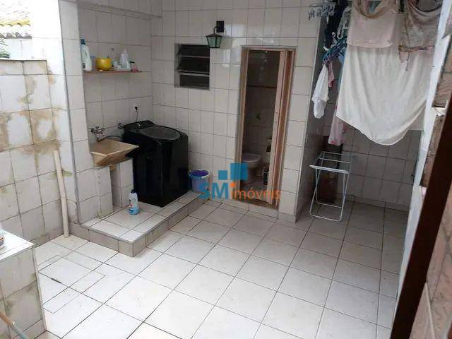 Sobrado à venda com 2 quartos, 145m² - Foto 5