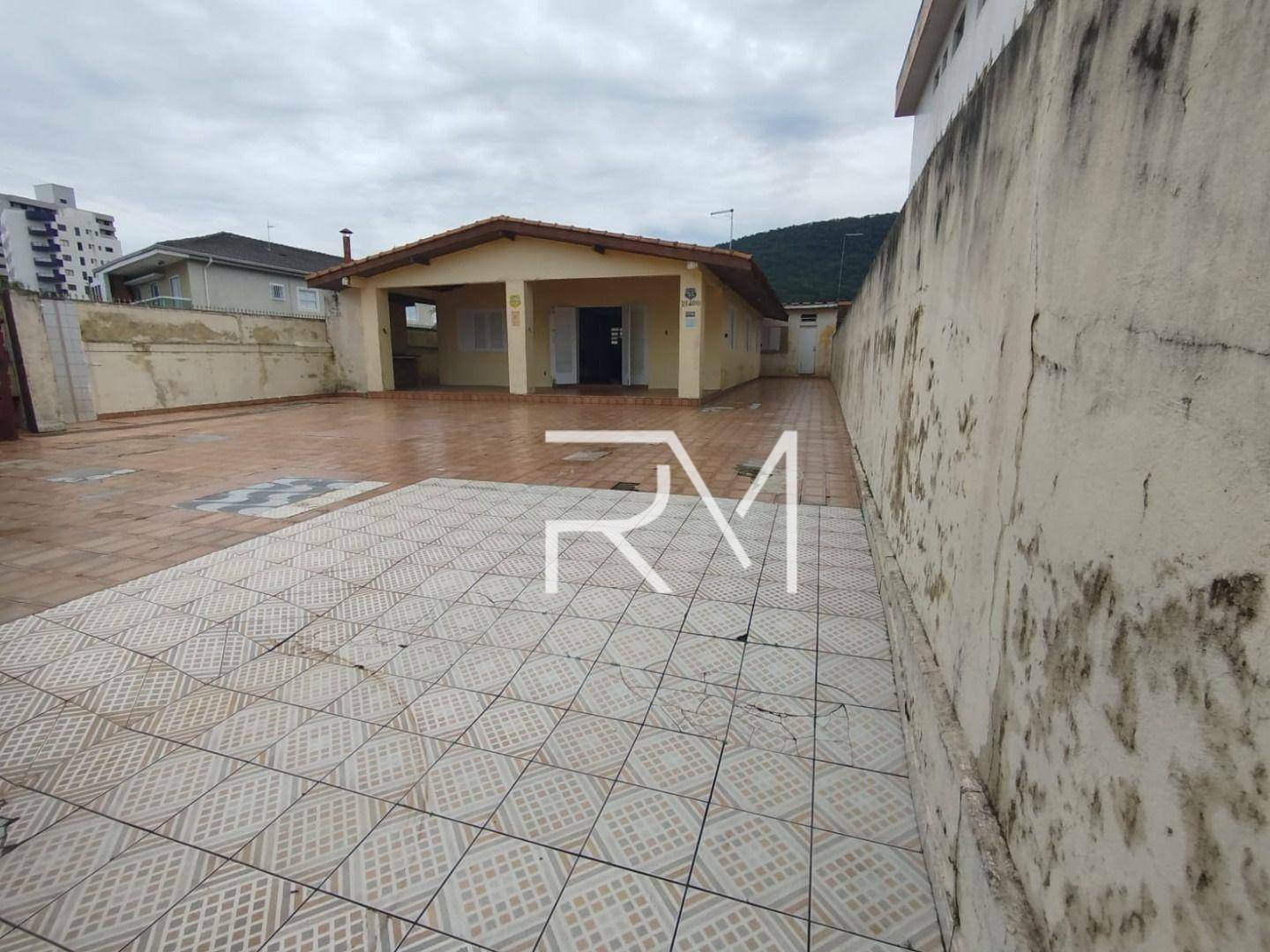 Casa à venda com 3 quartos, 144m² - Foto 1