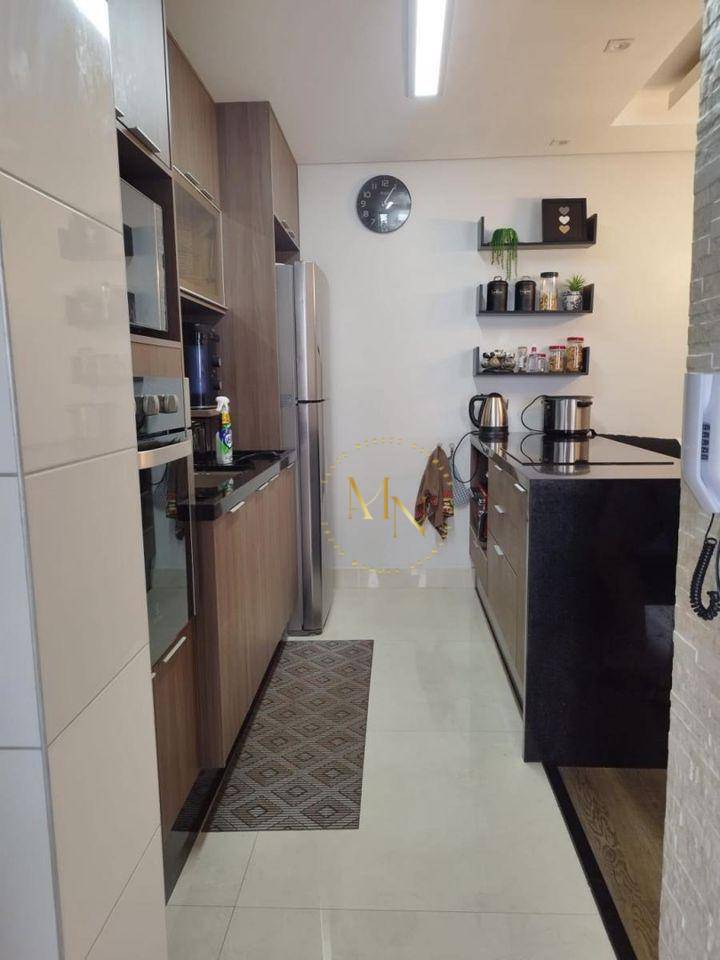 Apartamento à venda com 2 quartos, 81m² - Foto 9