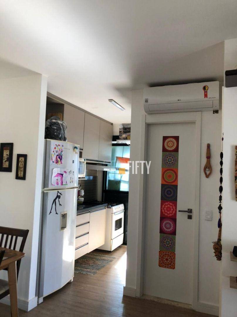 Apartamento à venda com 1 quarto, 41m² - Foto 34