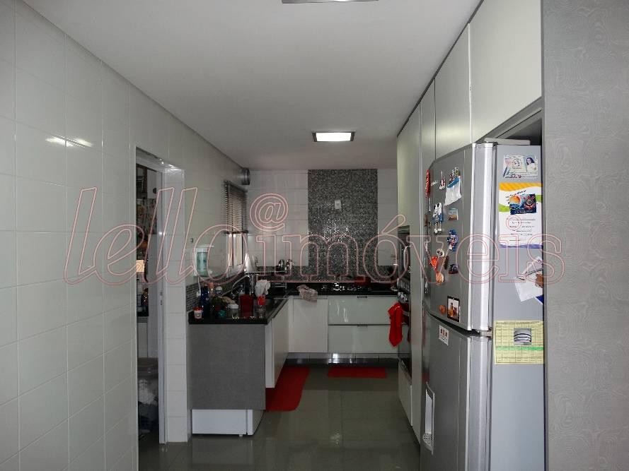 Apartamento para alugar com 3 quartos, 176m² - Foto 20