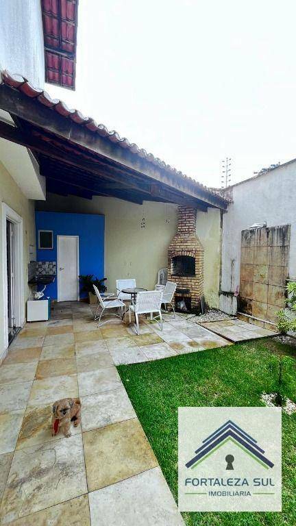 Casa de Condomínio à venda com 5 quartos, 200m² - Foto 25