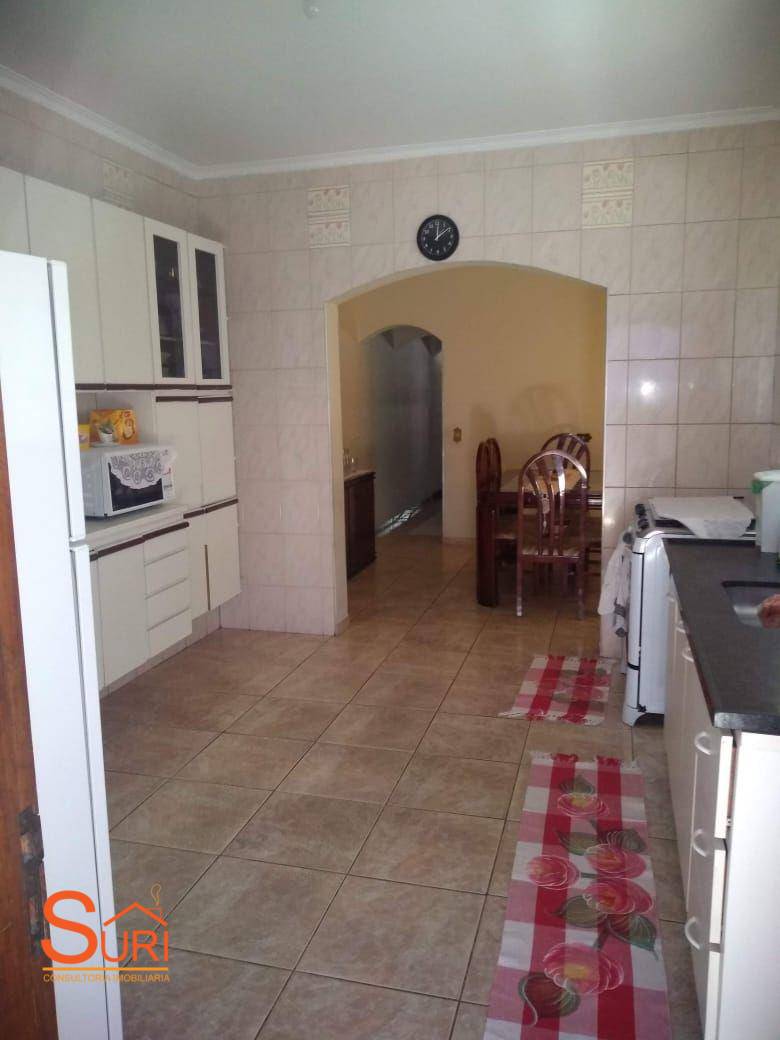 Casa à venda com 3 quartos, 120m² - Foto 14