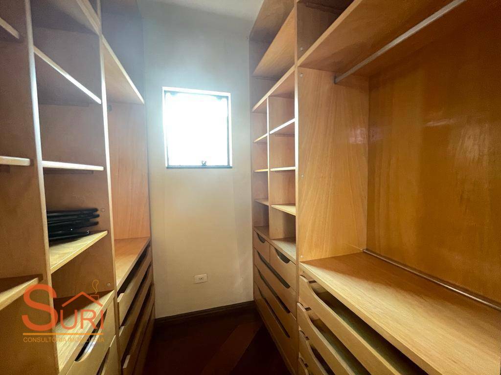 Sobrado à venda com 4 quartos, 256m² - Foto 47