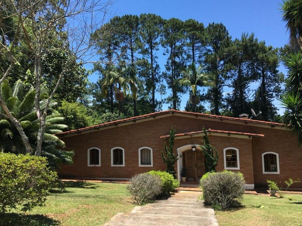 Casa de Condomínio à venda com 4 quartos, 350m² - Foto 2