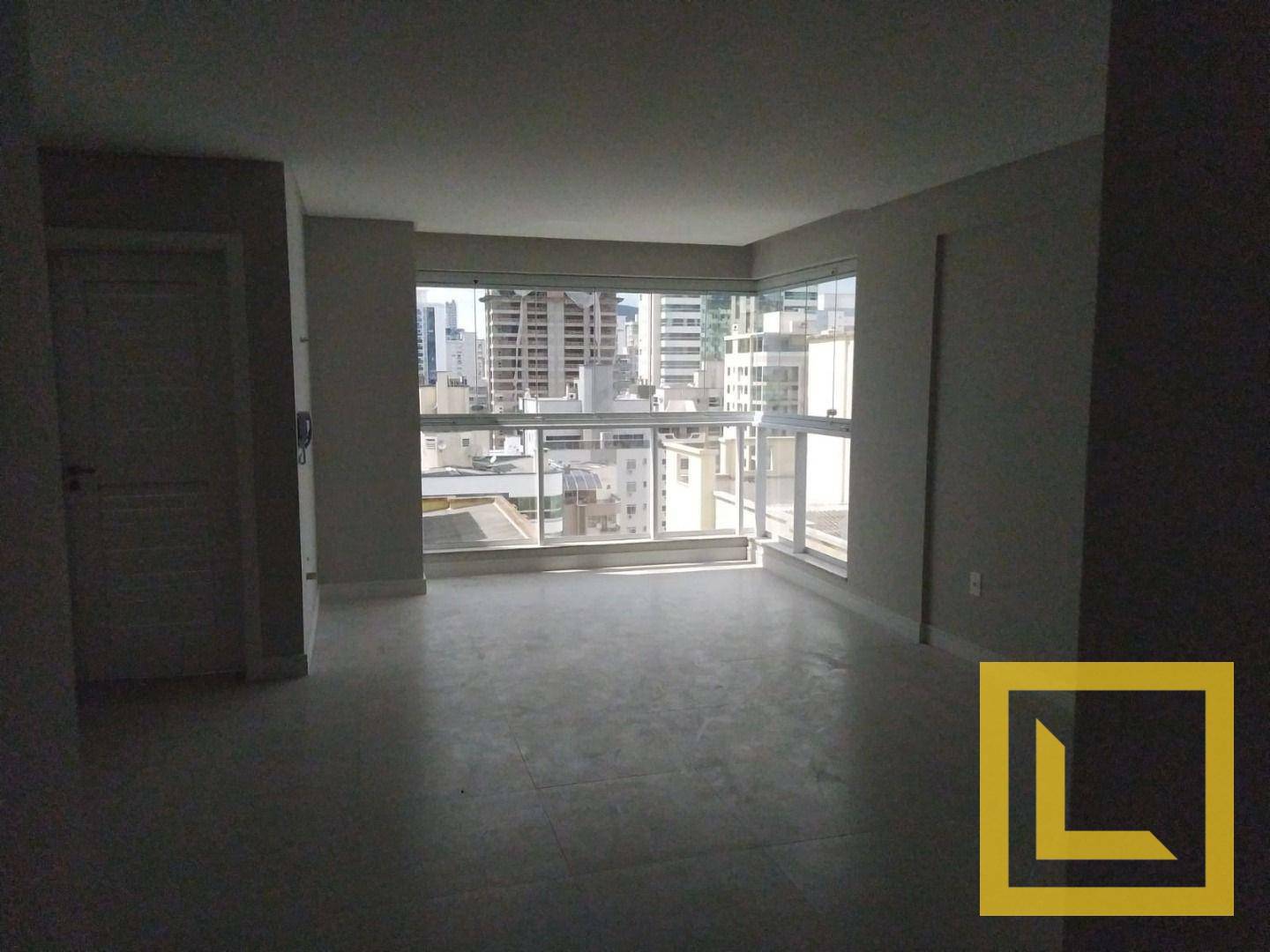 Apartamento à venda com 3 quartos, 100m² - Foto 12