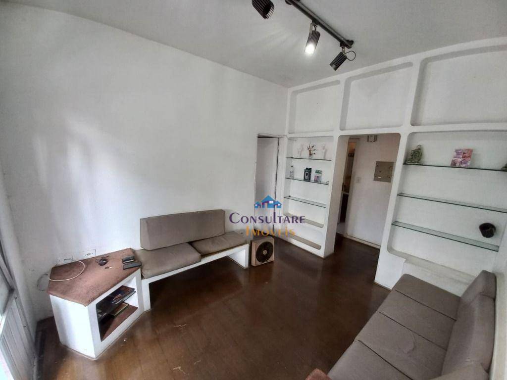 Apartamento à venda com 2 quartos, 72m² - Foto 1