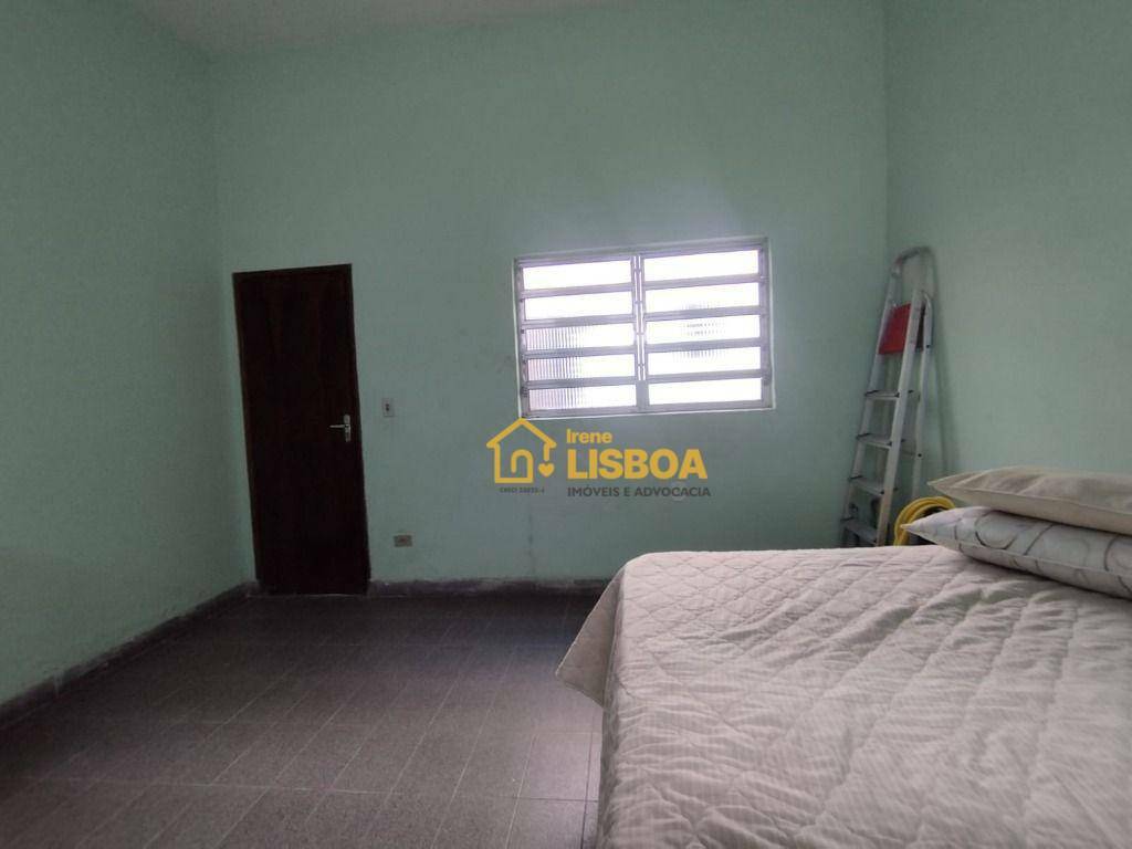 Casa à venda com 3 quartos, 270m² - Foto 11