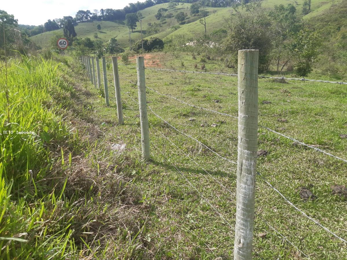 Fazenda à venda com 2 quartos, 4m² - Foto 8