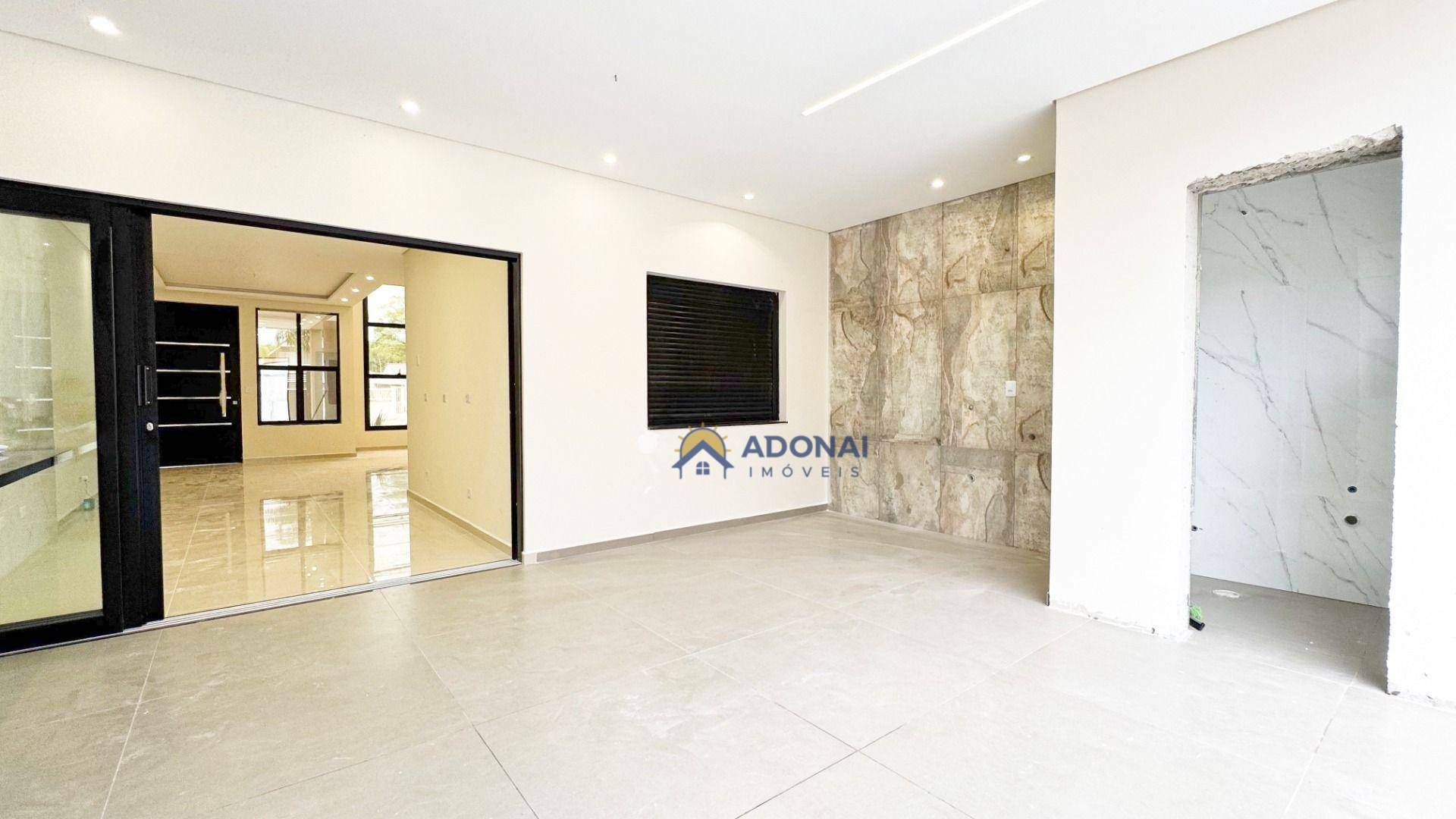 Sobrado à venda com 4 quartos, 200m² - Foto 14