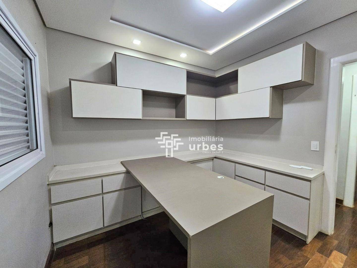 Casa à venda com 4 quartos, 220m² - Foto 28