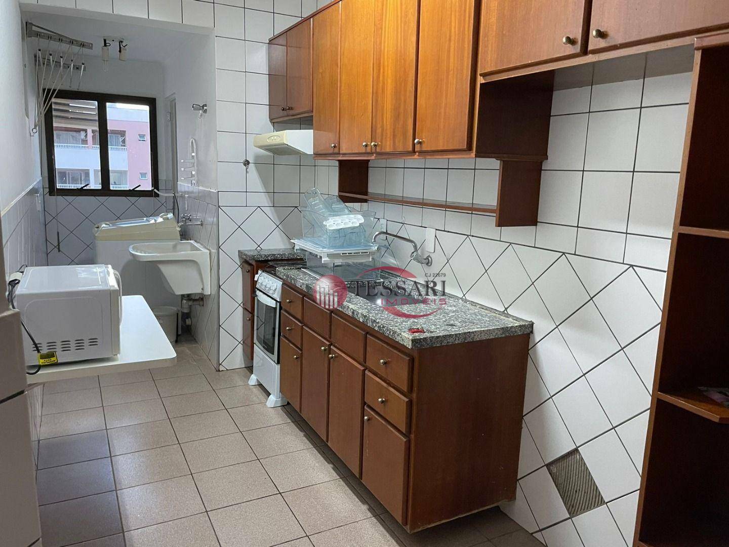 Apartamento à venda e aluguel com 2 quartos, 70m² - Foto 4