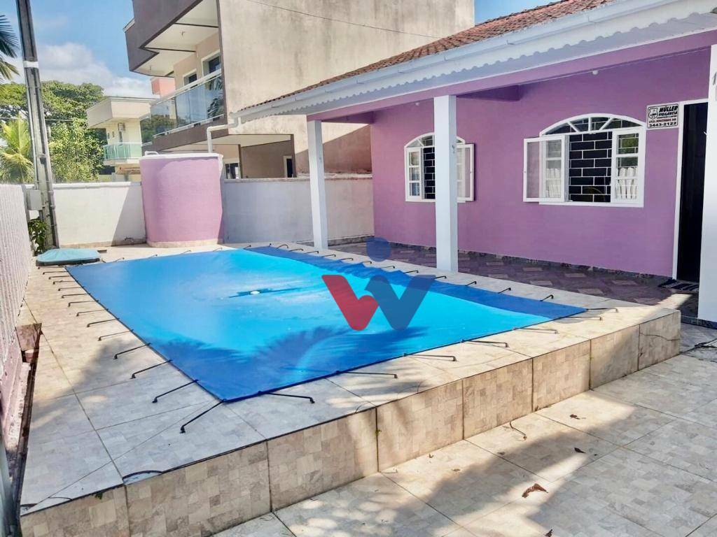 Casa à venda com 4 quartos, 172m² - Foto 1