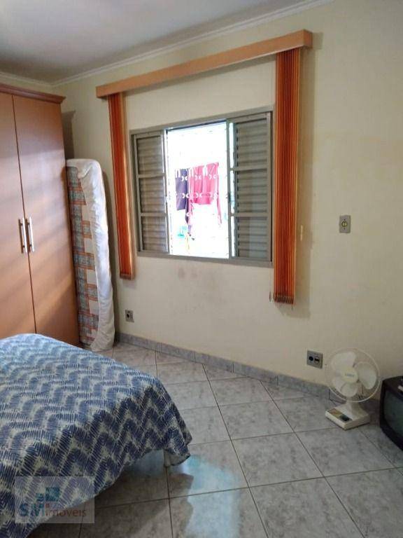 Casa à venda com 3 quartos, 214m² - Foto 22