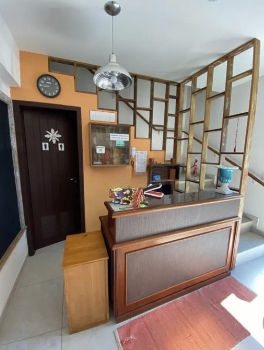 Casa para alugar com 3 quartos, 350m² - Foto 1