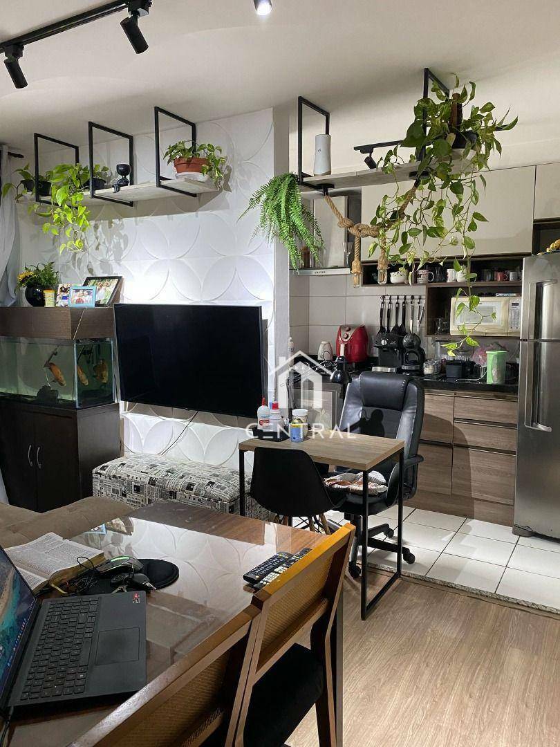 Apartamento à venda com 2 quartos, 44m² - Foto 3