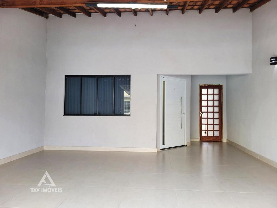 Casa à venda com 3 quartos, 150m² - Foto 2