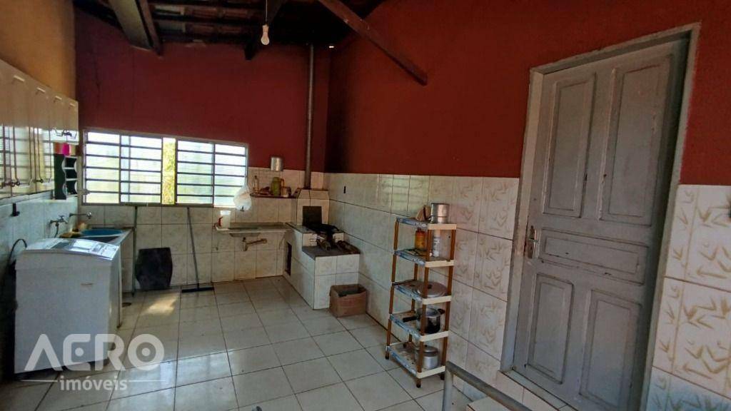 Chácara à venda e aluguel com 5 quartos, 400m² - Foto 17