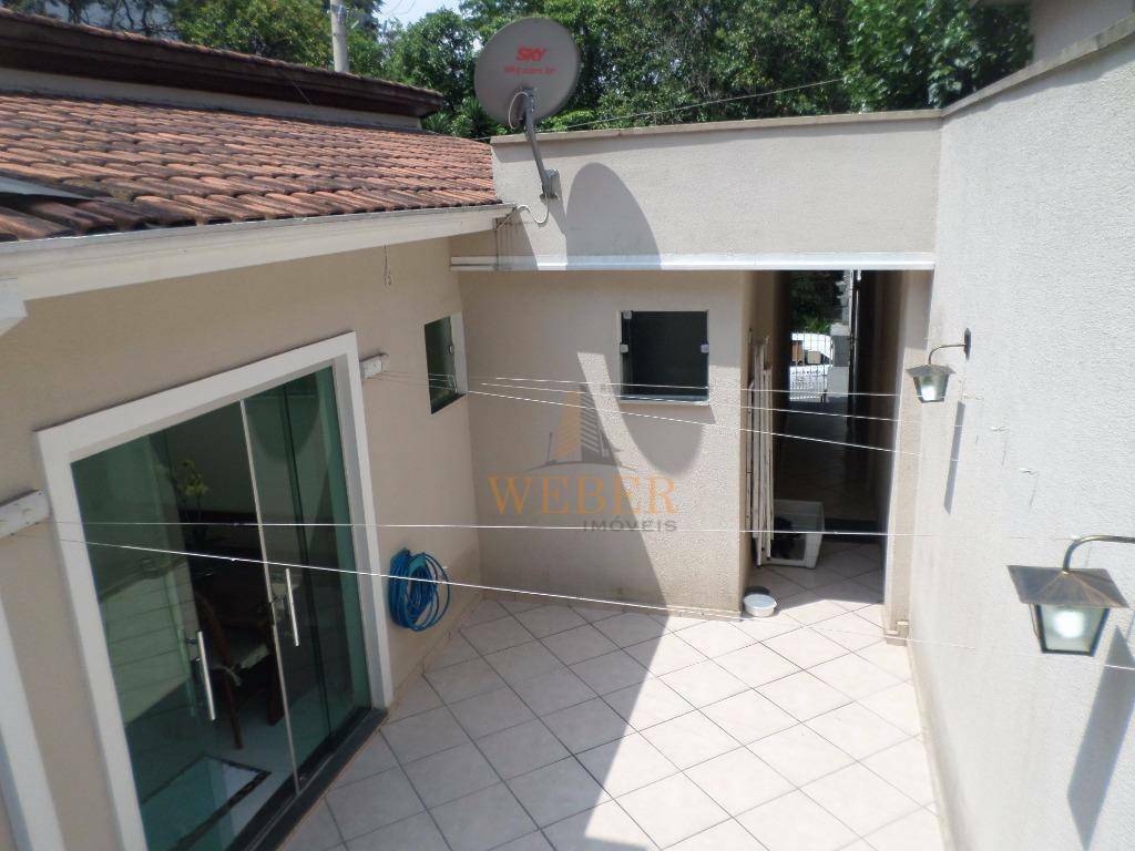 Casa à venda com 3 quartos, 128m² - Foto 27