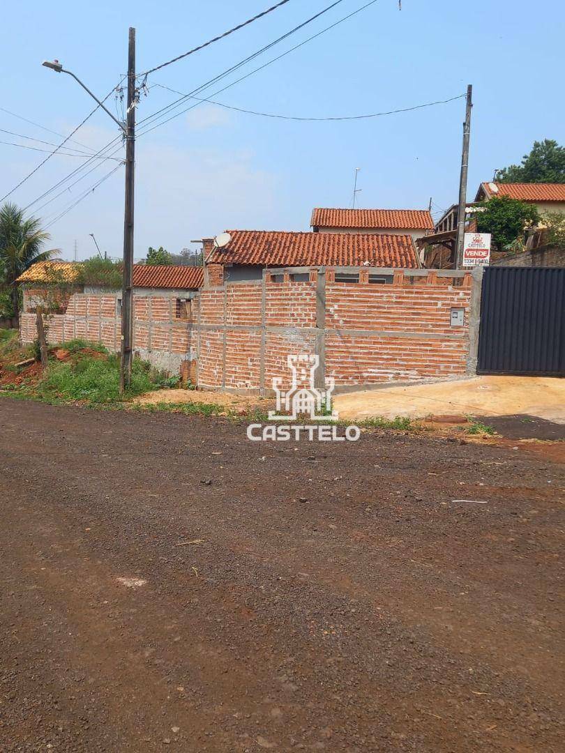 Casa à venda com 2 quartos, 45m² - Foto 4