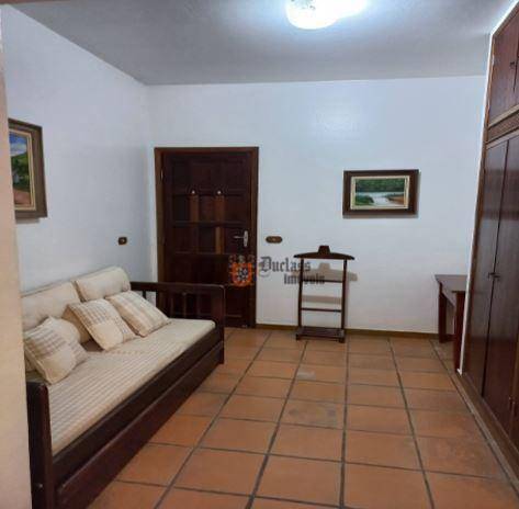Chácara à venda com 4 quartos, 459m² - Foto 34