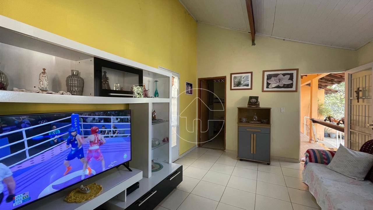 Casa à venda com 4 quartos, 250m² - Foto 18