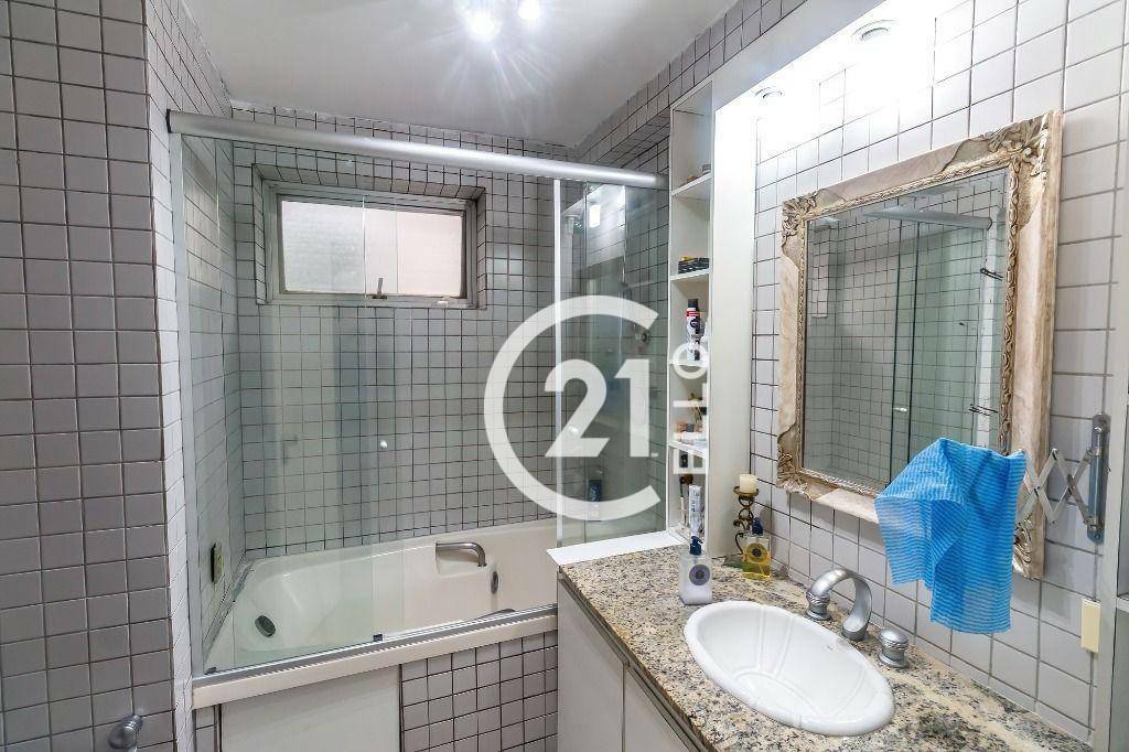 Apartamento à venda com 3 quartos, 188m² - Foto 19