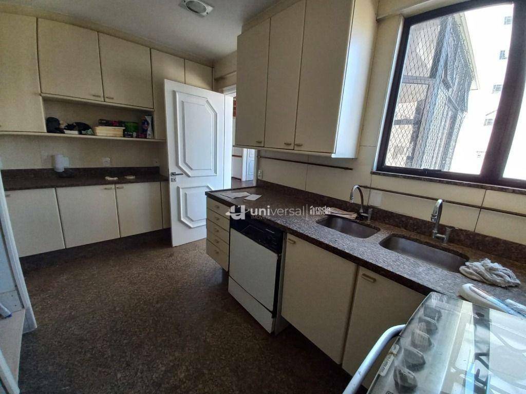 Apartamento à venda com 4 quartos, 220m² - Foto 30