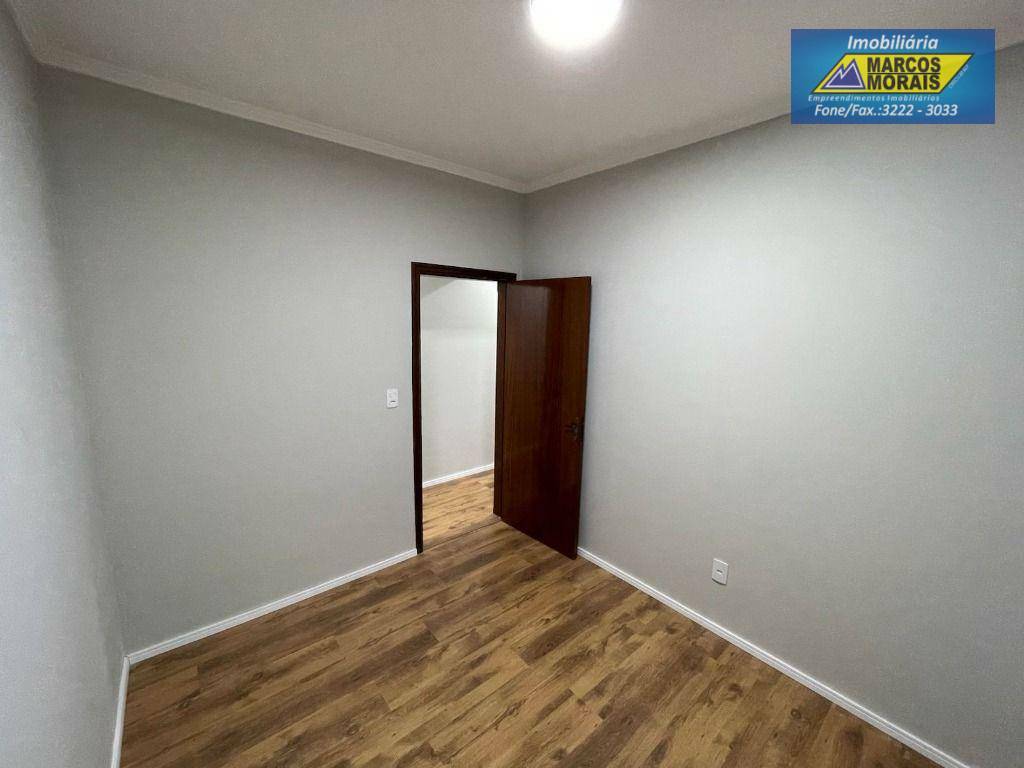 Casa à venda com 3 quartos, 128m² - Foto 19